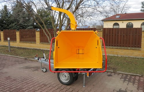 Scheibenhacker bis 16 cm Stammholzdicke, Benzin-Motor