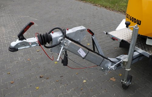 Scheibenhacker bis 16 cm Stammholzdicke, Diesel-Motor