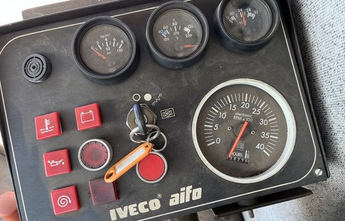 Dreiecksmietenumsetzer bis 5,0 m Arbeitsbreite