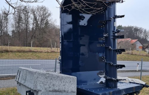 Dreiecksmietenumsetzer bis 3,40 m Arbeitsbreite