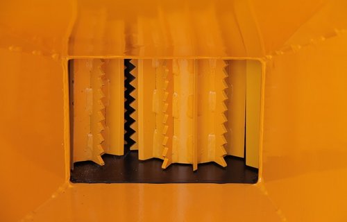 Scheibenhacker bis 16 cm Stammholzdicke, Raupe