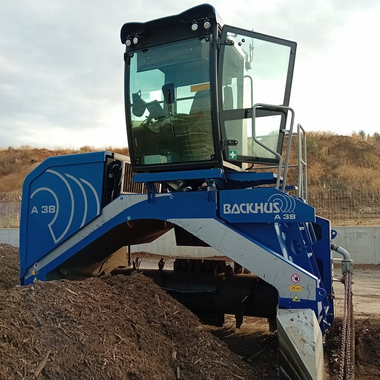 Kompostwender bis 3,8m Mietenbreite